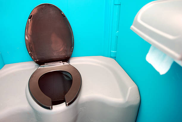 Best Luxury portable toilet rental  in St Francis, KS
